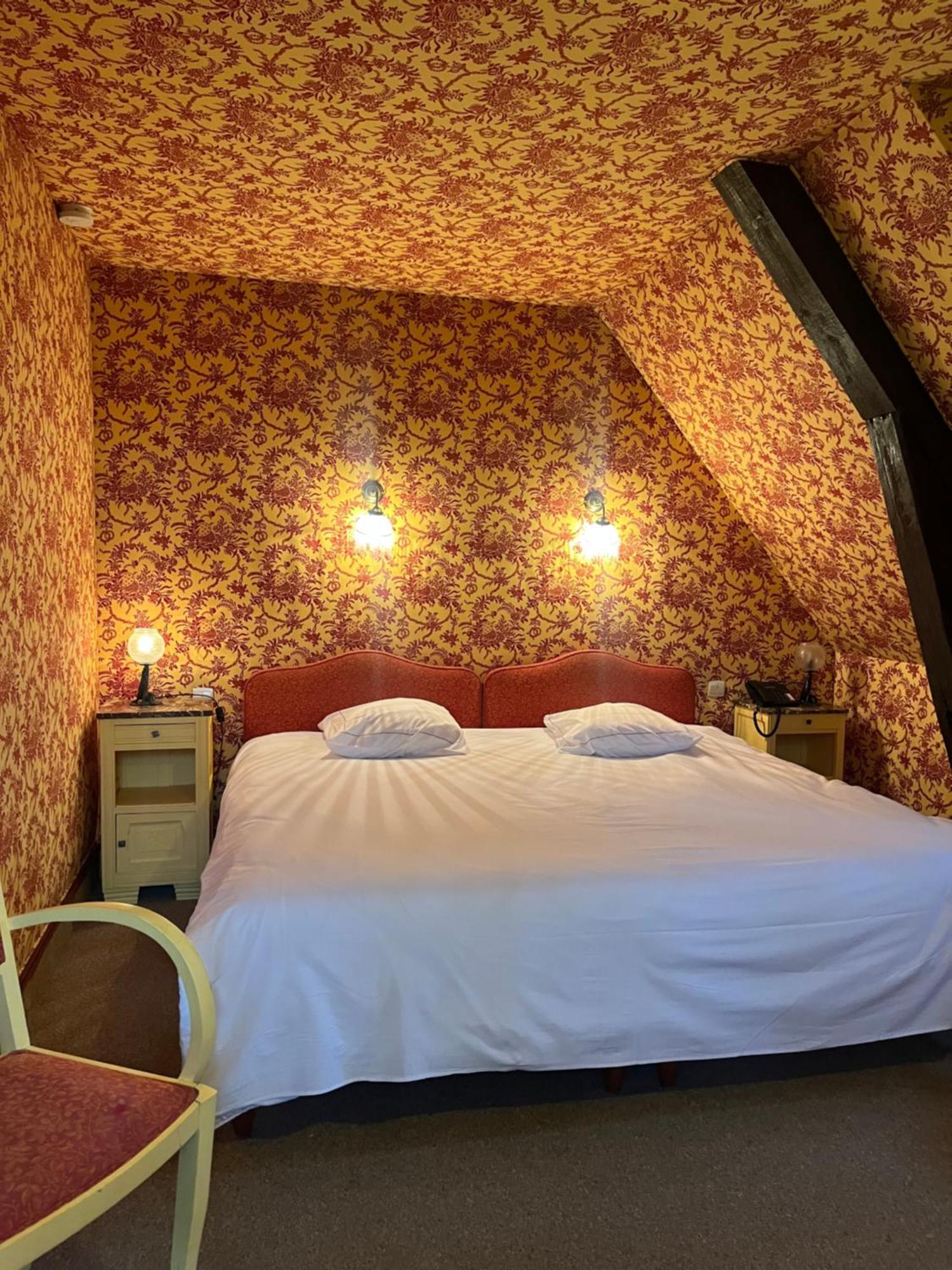 Auberge Du Val Au Cesne Saint-Clair-sur-les-Monts Exteriör bild