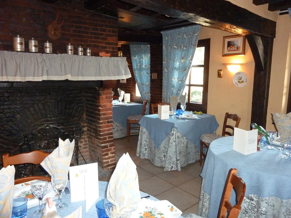 Auberge Du Val Au Cesne Saint-Clair-sur-les-Monts Exteriör bild
