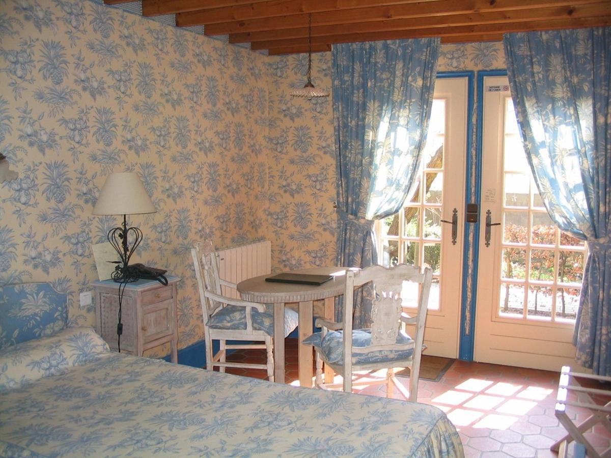 Auberge Du Val Au Cesne Saint-Clair-sur-les-Monts Rum bild