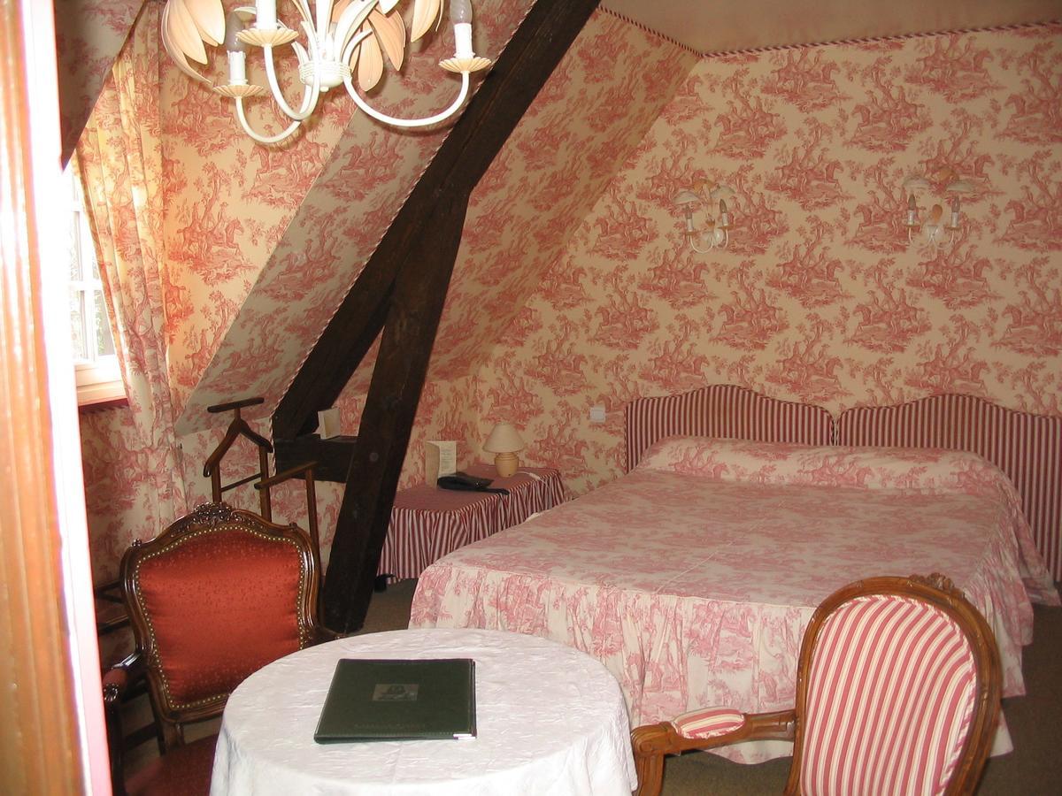 Auberge Du Val Au Cesne Saint-Clair-sur-les-Monts Rum bild