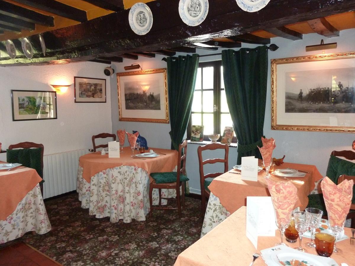 Auberge Du Val Au Cesne Saint-Clair-sur-les-Monts Exteriör bild